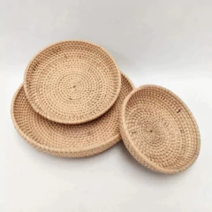 Bandeja Rattan redonda conica maiz chica 20cm en internet