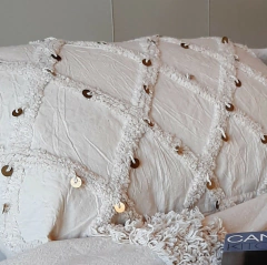 Almohadón Krishna Natural con Tuft & Lentejuelas 70x40cm en internet