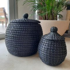 Juego Anfora negra con tapa - comprar online