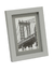 Portarretrato de madera en color gris con paspartú, exhibiendo una imagen en blanco y negro de un puente.