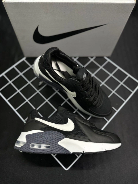 Air Max excee