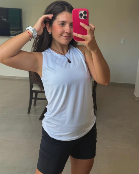 MUSCULOSA AERO - blanca - comprar online