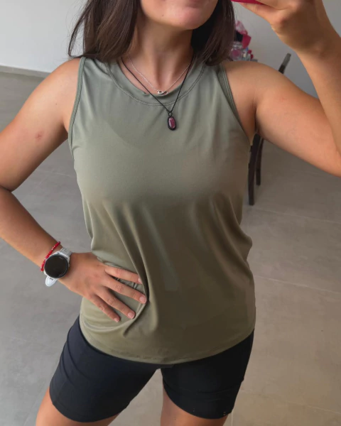 MUSCULOSA AERO - verde - comprar online