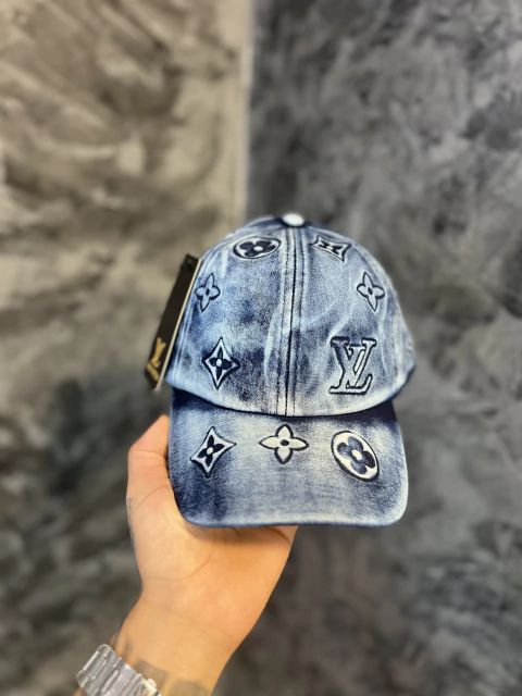Boné grife premium Lv- Azul - comprar online