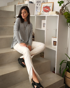 REMERA CAPSULA GRIS - tienda online
