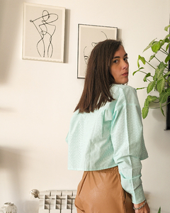 CAMISA CROP RAYAS en internet