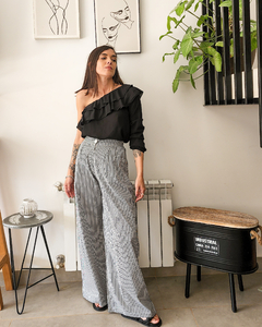 BLUSA VOLADOS BLACK - tienda online