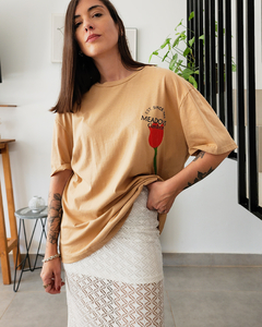 REMERA TULIPAN CAMEL - Go Store