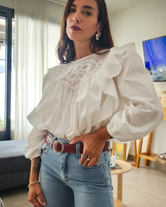 BLUSA VOLADOS Y TUL