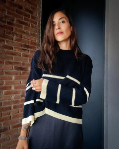 SWETER RAYAS BLACK - comprar online