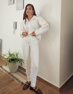JEAN MOM OFF WHITE - comprar online