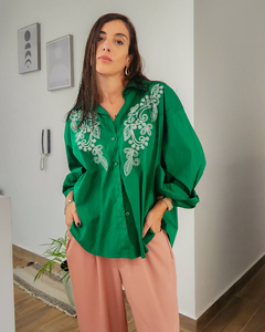CAMISA BORDADA VERDE - tienda online