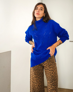 SWETER OVER BLUE - Go Store