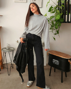 BUZO CROP GRIS en internet