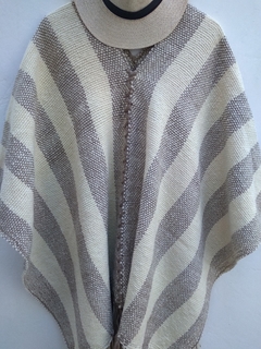 Poncho en lana de Oveja en telar rustico # 128