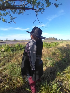 Chalinas / Pashminas de guardia en internet
