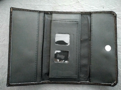 Billeteras bordadas a mano en internet