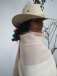 Chal / Manta en telar lana de oveja # 194 - Pueblo Andino