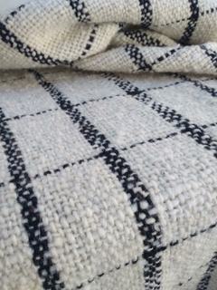Pie de cama en telar de oveja muy rustico - comprar online