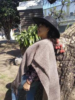 Chal / Manta en telar lana de oveja # 198