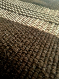 Pie de cama en oveja Chocolate con guarda en internet