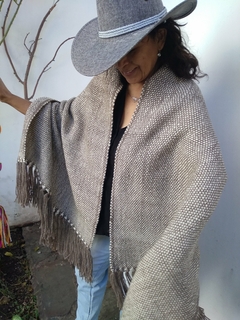 Manta / Chal en telar de oveja entrelazado # 226 - comprar online