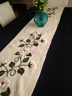 Caminos de mesa bordados a mano - Pueblo Andino