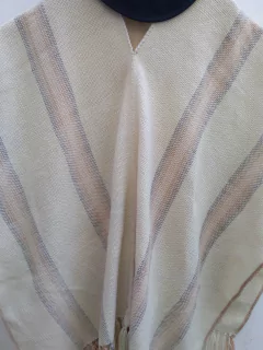 Poncho en Lana de Oveja crudo con lineas # 148 - comprar online