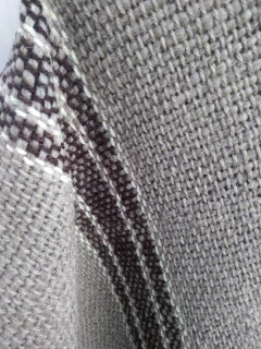 Poncho en lana de Oveja en telar gris # 145 en internet