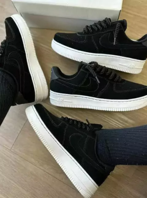 Tênis - Air Force 1 - Black camurça
