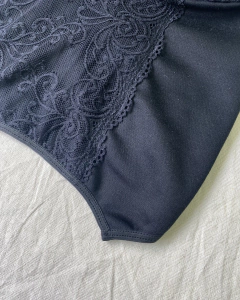 CORSET HADA STRAPLESS en internet