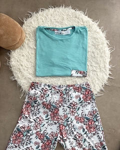 Imagen de REMERA ANASTASIA ACUARELA