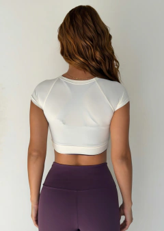 CROPPED CORA ORGANIC na internet