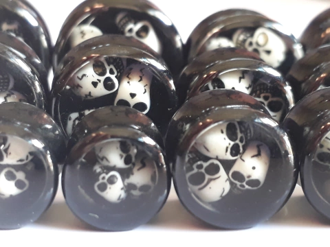 Expansor Tapon Acrilico Calavera Negra