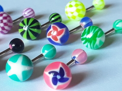 Ombligo de Acero Quirúrgico con Bolitas Acrílico!! - comprar online