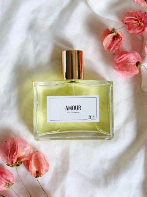 Perfume AMOUR - Inspiração L'interdit