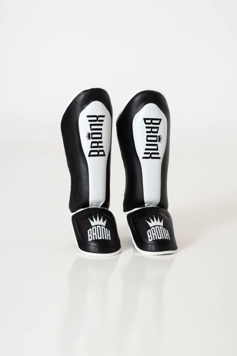 TIBIAL PRO KING BLANCO - comprar online