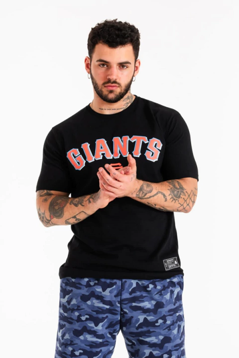 REMERA ALGODÓN GIANTS