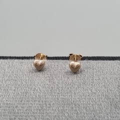 TOPO CORAZÓN LISO MINI ORO LAMINADO 18K