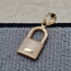 DIJE CANDADO 2CM ORO LAMINADO 18K