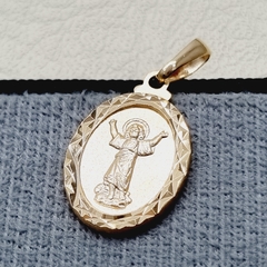 DIJE OVALO DIAMANTADO DIVINO NIÑO ORO LAMINADO 18K