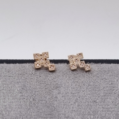 TOPO CRUZ TALLADA ORO LAMINADO 18K