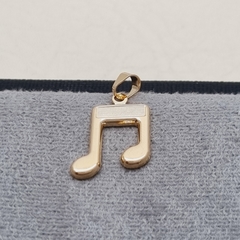 DIJE NOTA MUSICAL GRANDE ORO LAMINADO 18K