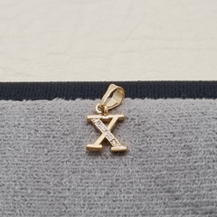 DIJE LETRA CIRCON ORO LAMINADO 18K en internet