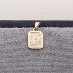 DIJE PLACA LETRA ORO LAMINADO 18K - Zoco oro laminado 18k