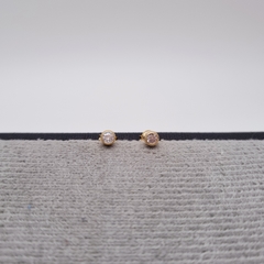TOPO PIEDRA BLANCA ORO LAMINADO 18K