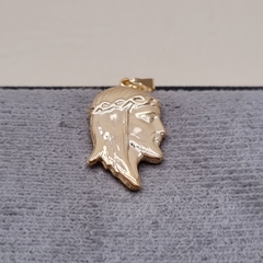 DIJE ROSTRO CRISTO LADO 3CM ORO LAMINADO 18K