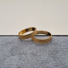 ARGOLLA TALLADA BISELADA ORO LAMINADO 18K