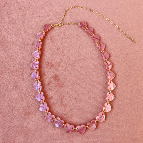 Gargantilha Love Rosa Perolado