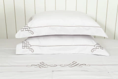 Jogo de cama bordado 100% algodão